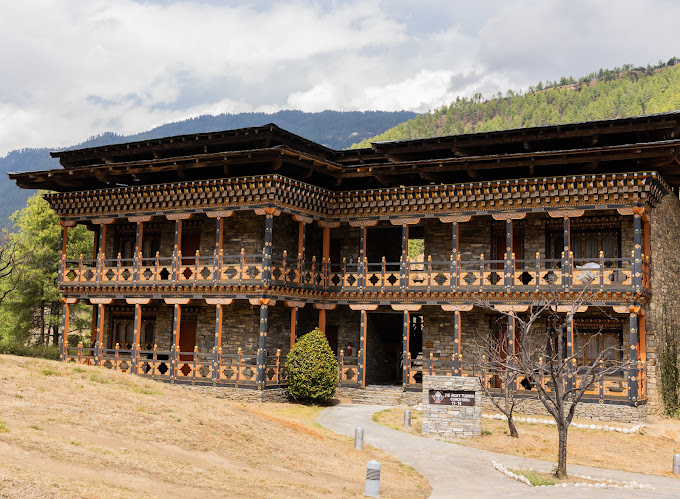 Zhiwa Ling Hotel